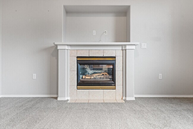 Building Photo - 2851 Cleveland Ave NW