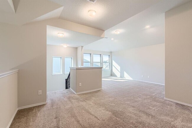 Building Photo - 3264 Pablo Cir