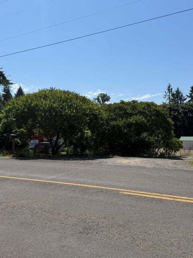 Building Photo - **MOVE IN SPECIAL** 2.5 Acres with Barn across from Lacomb School!