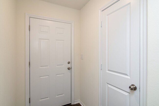 Building Photo - COMING SOON! 3 BEDROOM DUPLEX LOCATED IN WHITERIGHT, TEXAS!