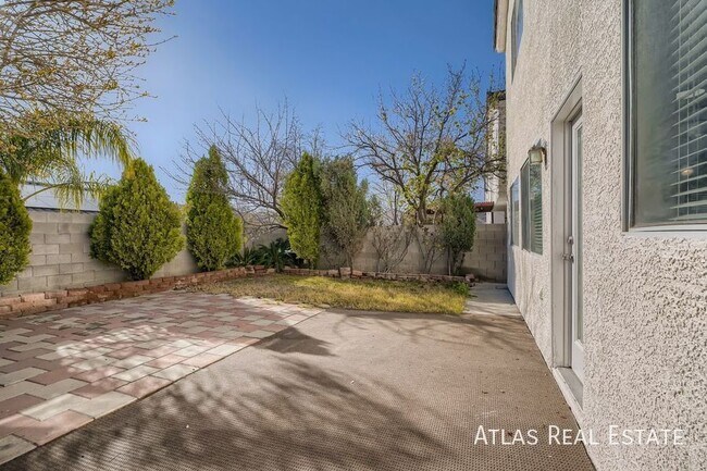 Building Photo - 4256 Sky Sands St