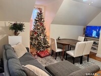 Building Photo - 28 7th St