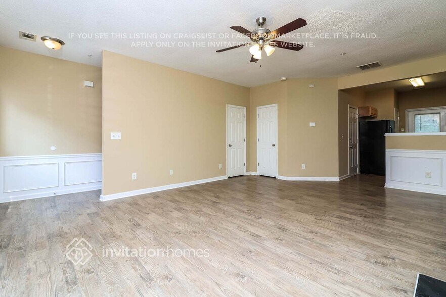 Building Photo - 202 Riverstone Commons Cir