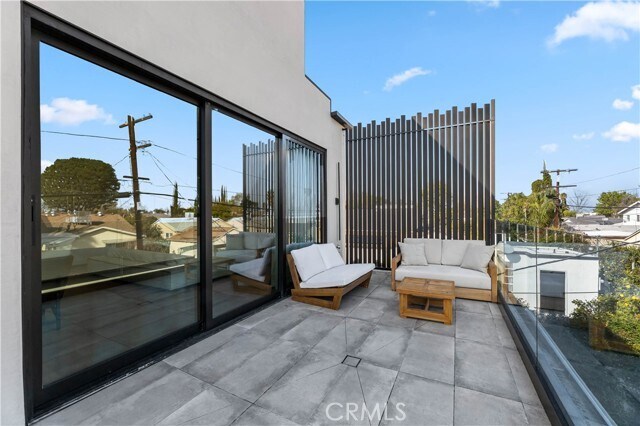 Building Photo - 5106 Lindley Ave
