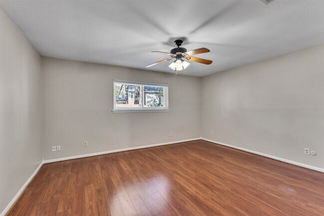 Building Photo - 8318 Amurwood Dr