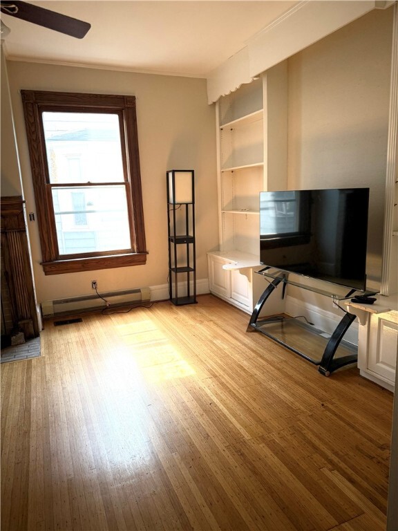 Building Photo - 21 Thayer St