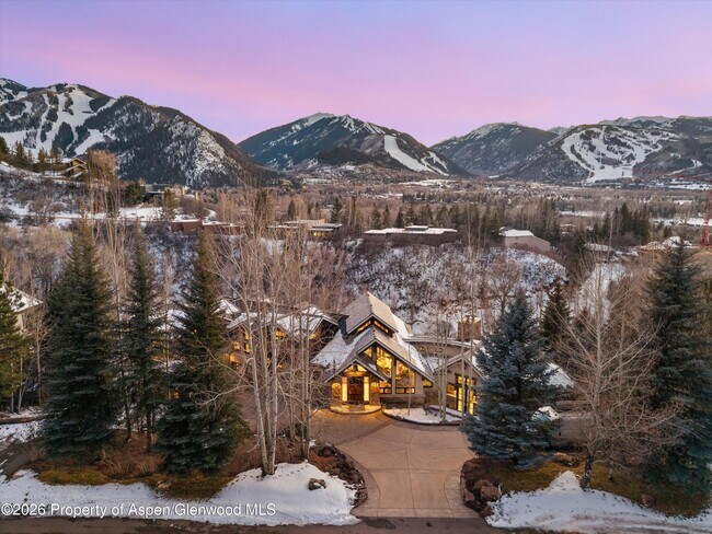 Building Photo - 294 Draw Dr