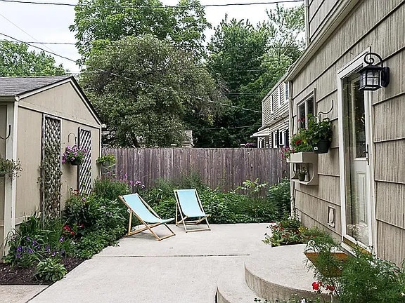 Patio - 224 Colonial Ave