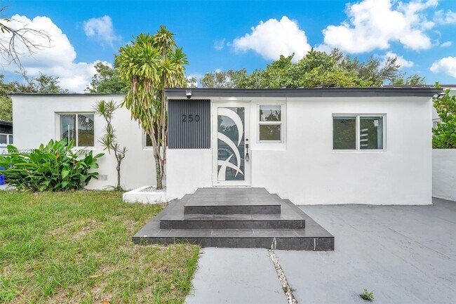 Building Photo - 250 NW 45th St