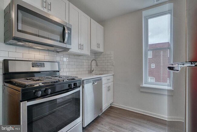Primary Photo - 2324 Callow Ave