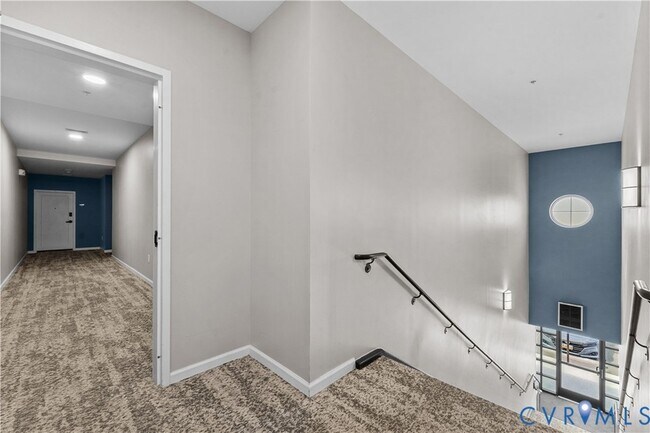 Building Photo - 1420 Ewing Pk Lp