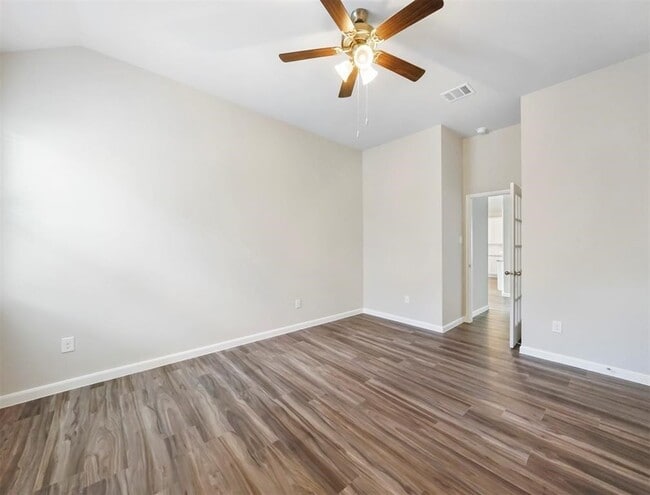 Building Photo - 27943 Parkside Creek Dr