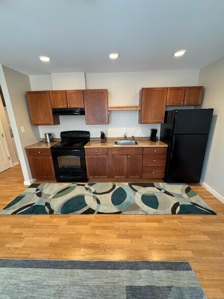 Building Photo - 15 High St