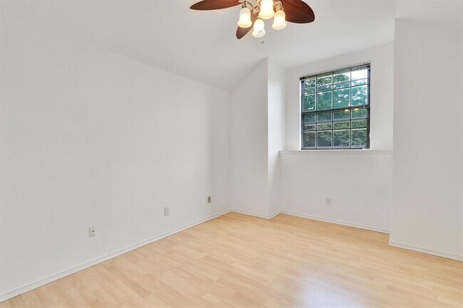 Building Photo - 11508 Cherry Hearst Ct