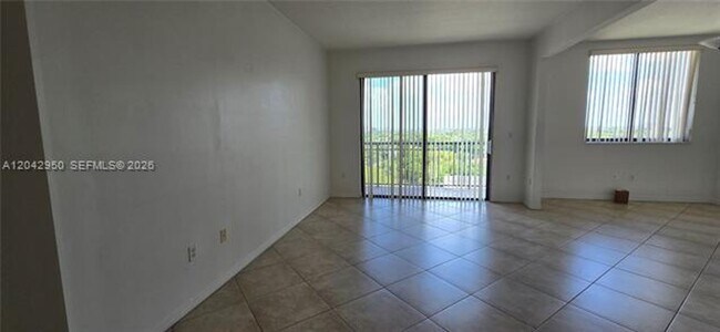 Building Photo - 3590 Coral Wy