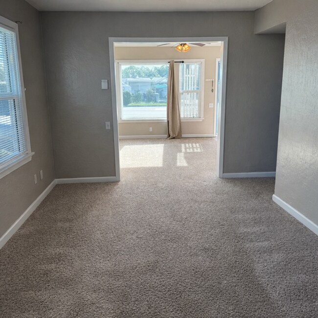 Building Photo - 2612 Belle Ter