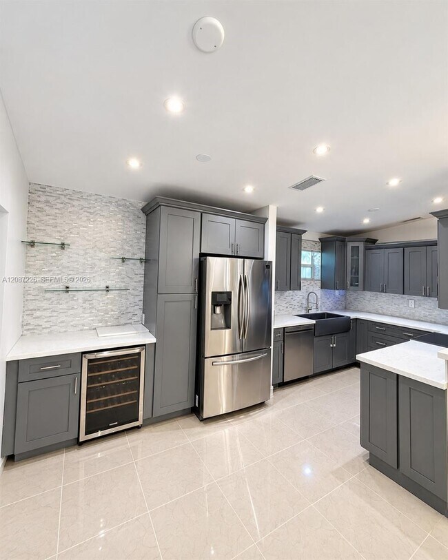 Building Photo - 20912 SW 118th Ave