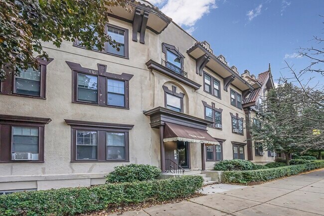 Building Photo - 1730 Commonwealth Ave