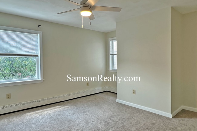 Building Photo - 204 Angell St