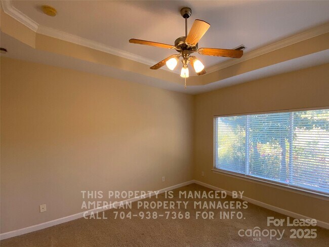 Building Photo - 4891 Breden St