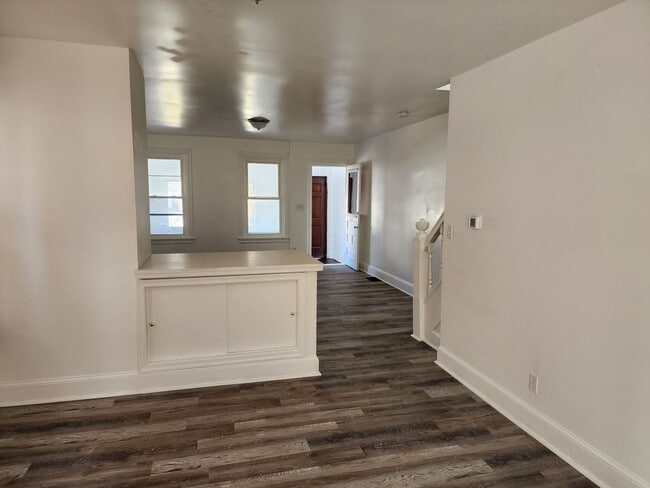 Building Photo - 2408 West St