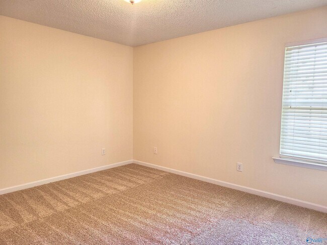 Building Photo - 247 Brockton Dr