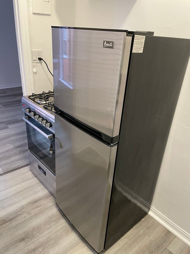 Interior Photo - 1438 Wright LLC
