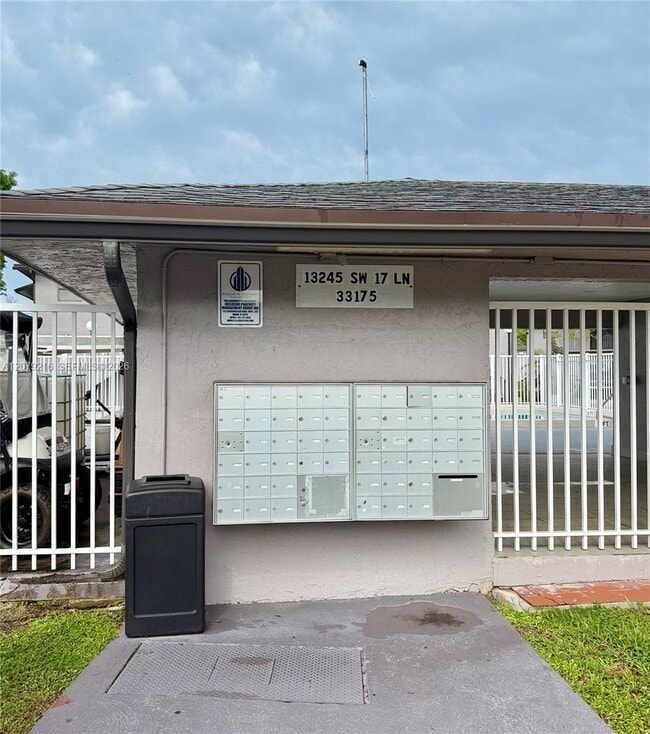 Building Photo - 13281 SW 17th Ln