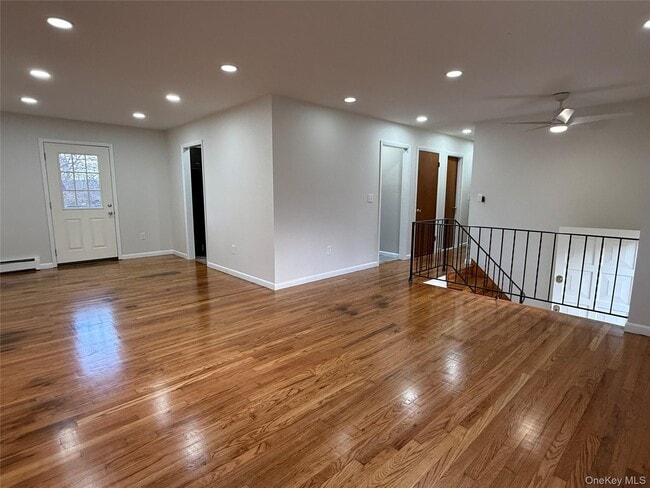 Building Photo - 16 Highview Dr