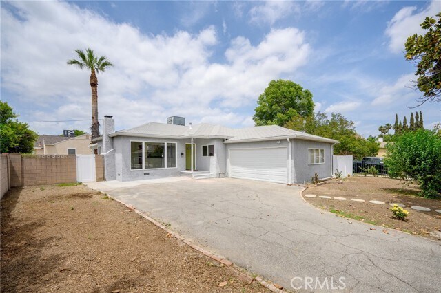 Building Photo - 6621 Chimineas Ave