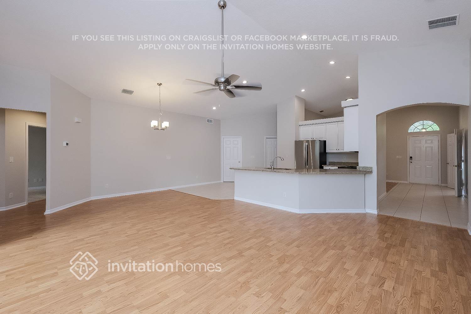 Building Photo - 2618 Brookville Dr