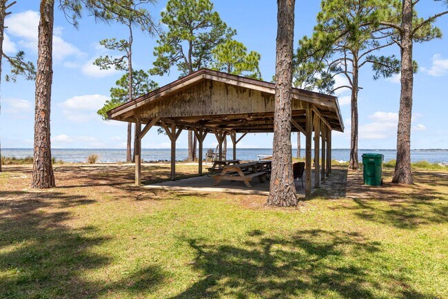 Building Photo - 4407 Southminster Cir