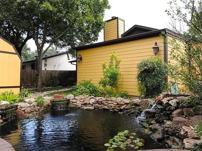 Building Photo - 5809 Avery Island Ave