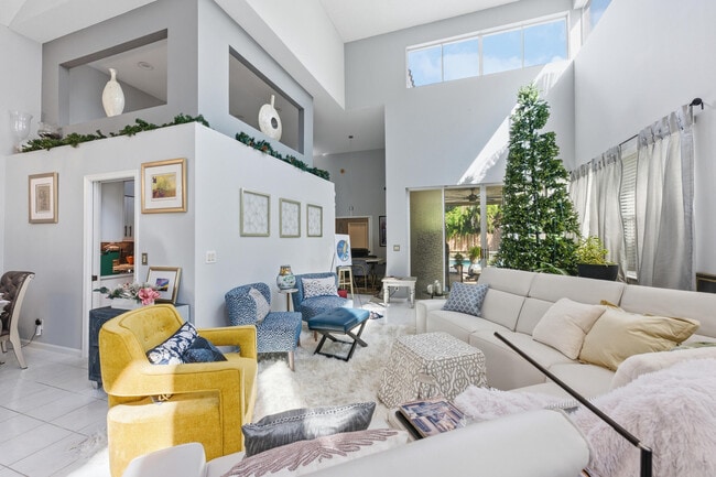 Building Photo - 2495 NW 66th Dr