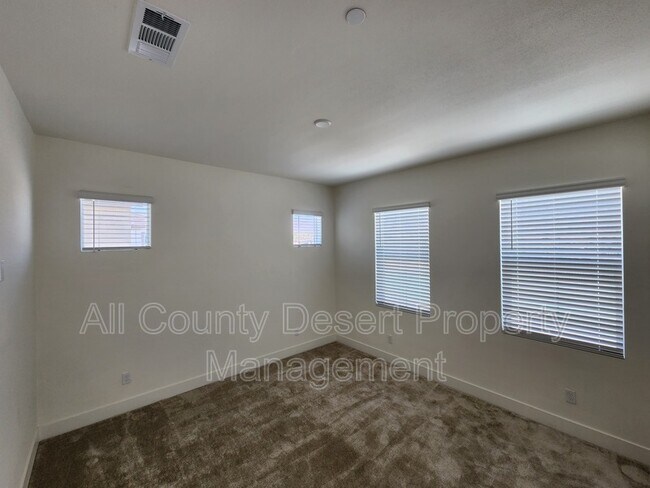 Building Photo - 43151 Passagio Lago Way