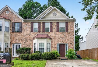 Building Photo - 5495 Hampton Ct