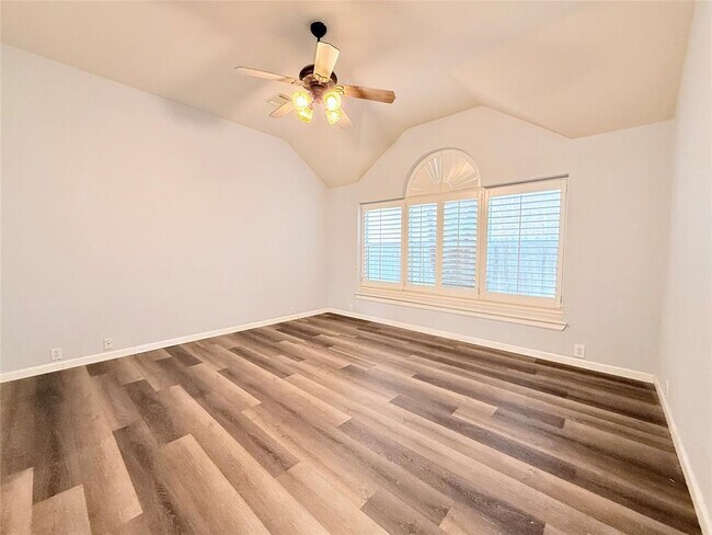 Building Photo - 312 Middle Ground Cove