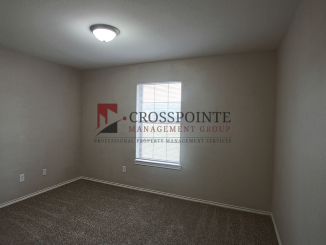 Building Photo - Coming Soon! 3 Bedroom Duplex for Rent in Lindale!