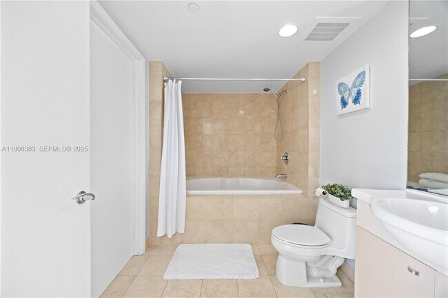 Building Photo - 1830 S Ocean Dr