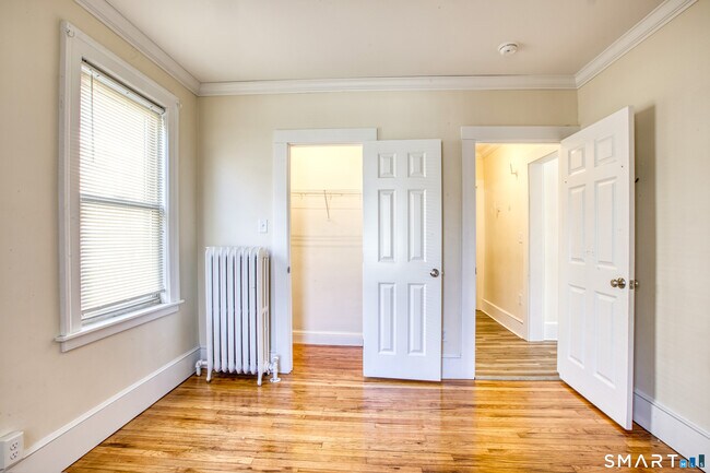 Building Photo - 44-46-46 Glendale Ave