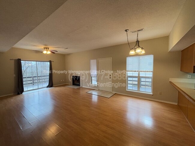 Building Photo - 3213 Cardinal Creek Cir