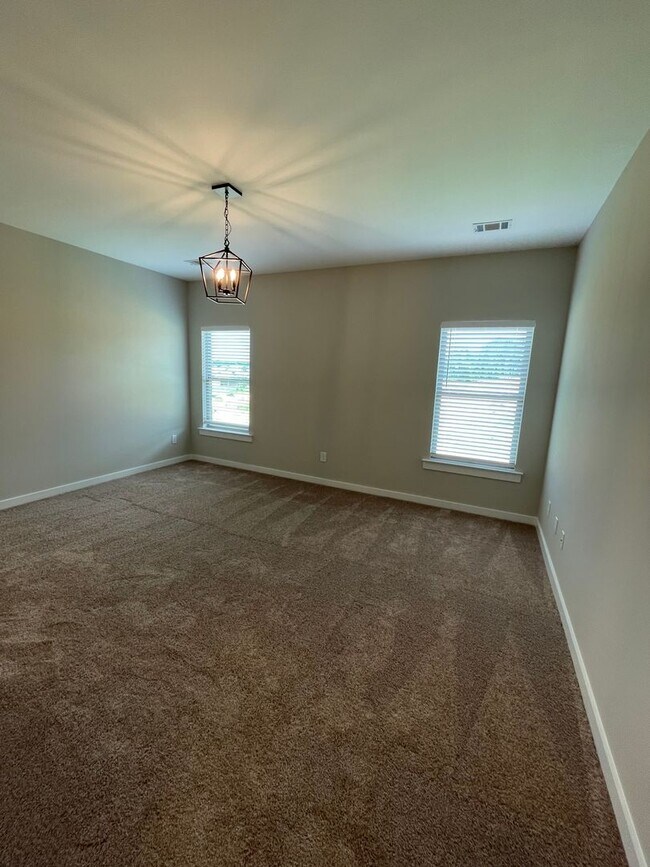 Building Photo - Home for Rent in Tuscaloosa, AL!!! View wi...