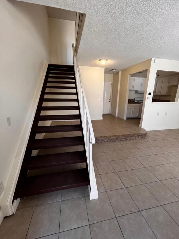 Building Photo - 38710 10th St E