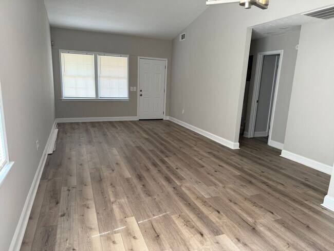 Building Photo - 1523 Pine Cone Ln NW