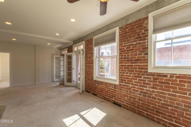 Building Photo - 139 S Los Robles Ave