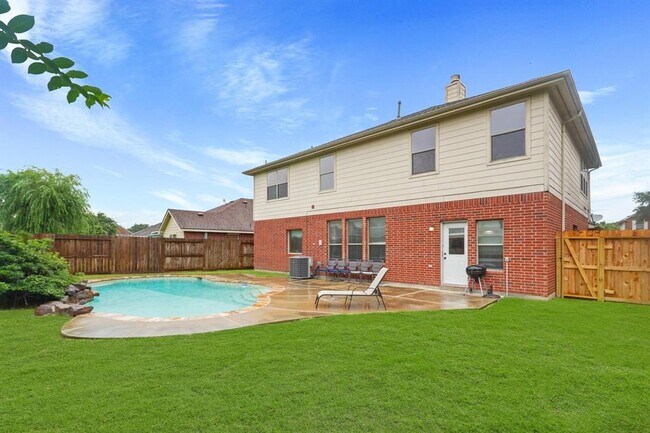 Building Photo - 21535 Elm Hurst Ln