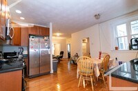 Building Photo - 9/1 Renovated, spacious 4BR/BA near T, BU