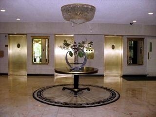 Elevators - 11801 Rockville Pike