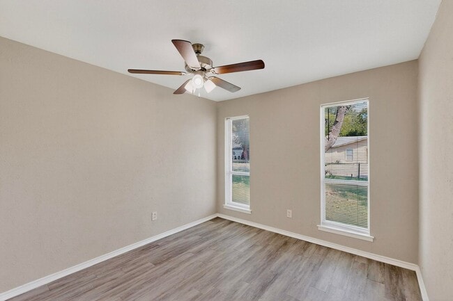 Building Photo - Cozy Living Near Rockwall Lake