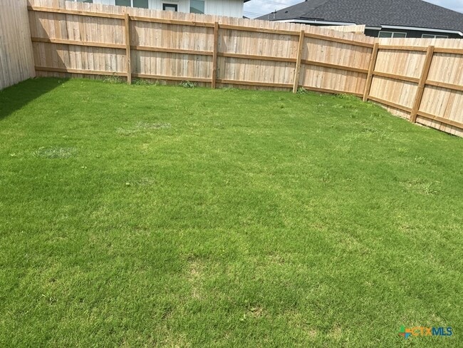 Building Photo - 3809 Hackberry Dr